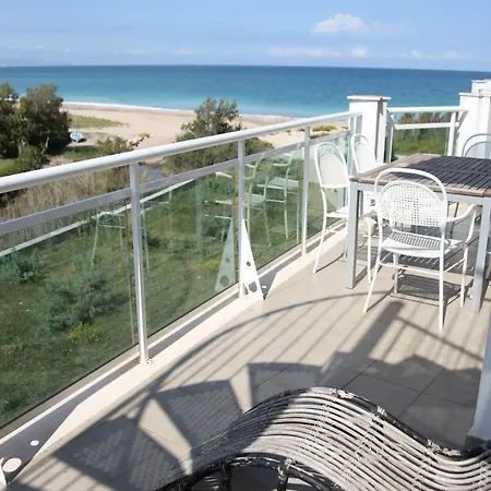 Les Portelles Del Mar 1ª Linea Playa Apartment *