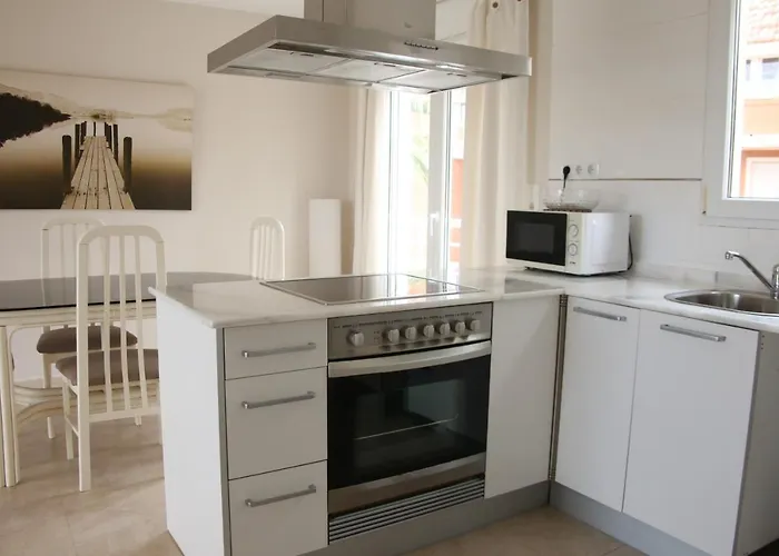 Les Portelles Del Mar 1ª Linea Playa Appartement *